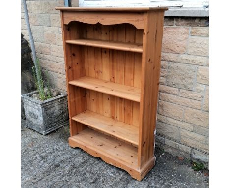 Pine adjustable shelf unit 139cm high x 29cm deep x 90cm wide 