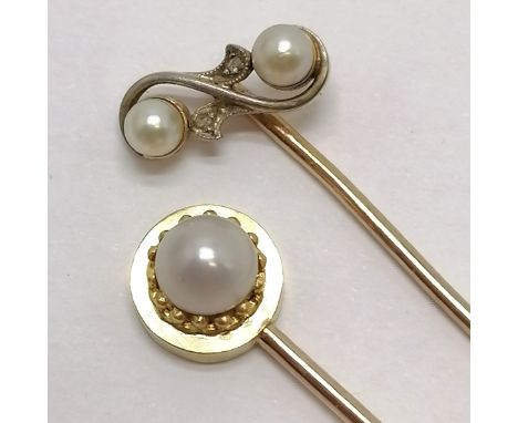 2 x antique unmarked gold stick / tie pins both set with pearl (longest 7cm has chip diamonds) - total weight 3.2g 