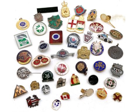 Qty of badges inc enamel Royal Life Saving Society, merchant navy, girl guides, life saving, Women's Auxiliary Police Corps e