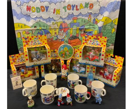 Noddy in Toyaland - six Toyland cars;  Smiths Noddy alarm clock;  Wade Noddy Series -  Miss Fluffy Cat, PC Plod,  Noddy and B