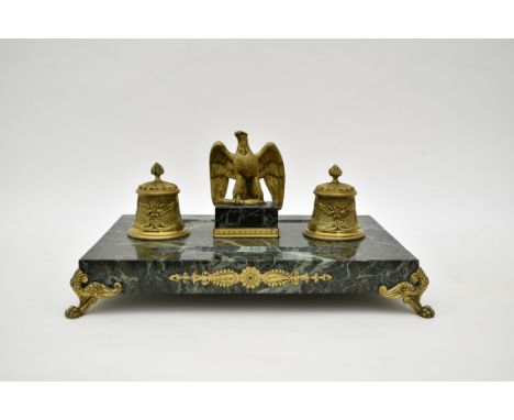 Large Empire-style inkwellSea-green marble and gilt bronze, glass cups (one cracked) H : 7 cm  Width : 40 cm  Depth : 28 cm 
