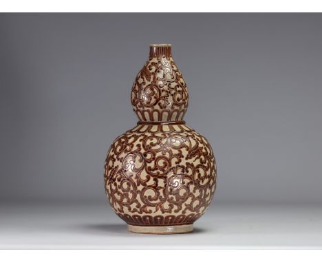 Indochina - ochre and green glazed ceramic gourd vase decorated with foliage, 1930 - Weight: 3.25 kg - Shipping available - R