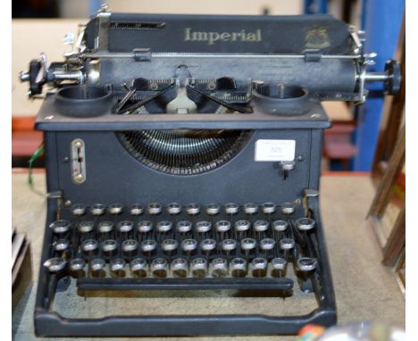 VINTAGE IMPERIAL TYPEWRITER     