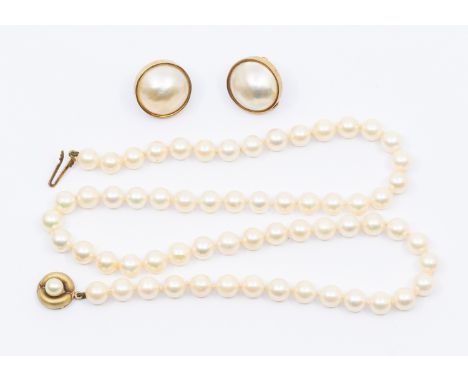 A pair of 9ct gold Mabe pearl earrings, diameter approx 15mm, on clip fittings, along with a cultured pearl and 9ct gold sing