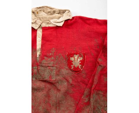 JIM SULLIVAN | WALES RUGBY LEAGUE 1930s
An exceptionally rare 1930s Wales Rugby League jersey match-worn by record breaking –