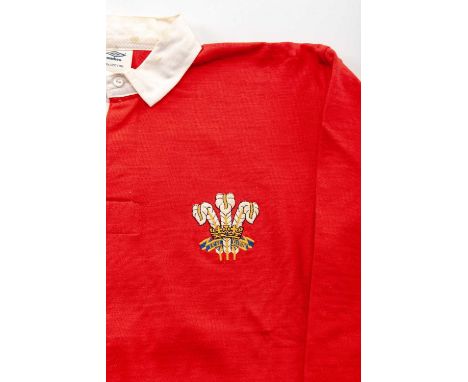 STEVE FORD | WALES JERSEY 1990
Traditional Wales International unusued sub jersey No.16. by Umbro. Believed to have been worn