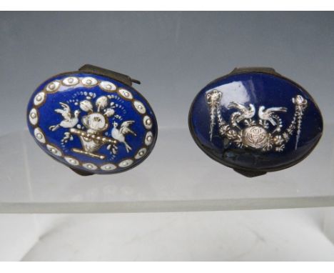 TWO LATE 18TH / EARLY 19 TH BILSTON ENAMEL PATCH BOXES, average L 4 cm (2)