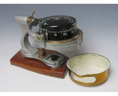 HENRY BROWNE &amp; SON 'SESTRAL' GIMBAL COMPASS, fitted on a wooden plinth, Pat No. 752093, No.84078/V