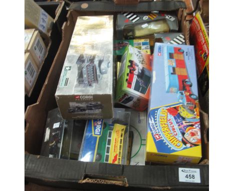 Box of assorted Corgi diecast model vehicles, mainly in original boxes, to include; Chipperfields Circus, United States Armed
