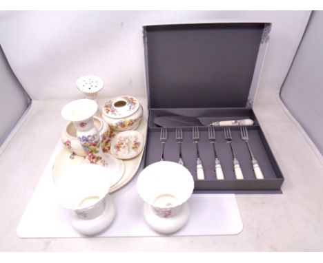 A Spode cake slice and pastry fork set, together with trinket set and pair of Coalport vases. 