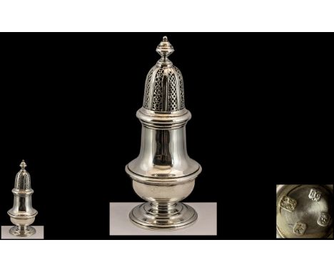 Elizabeth II - Excellent Architectural Designed Sterling Silver Sugar Sifter of Pleasing Proportions / Quality. Hallmark Lond