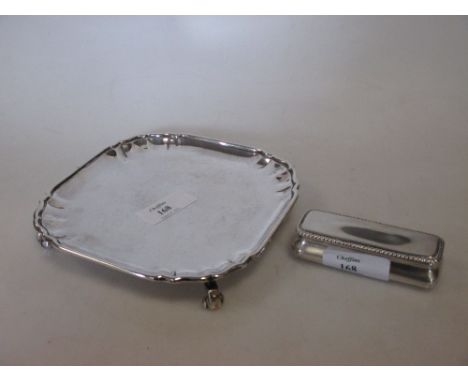 A silver waiter, London 1915 together with a rectangular silver snuff box, Birmingham 1896 (2)  