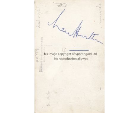 CRICKET          Plainback photo postcard, Yorkshire Team at Scarborough by Walker, signed by Len Hutton to reverse, scarce, 