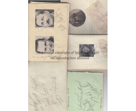 SPEEDWAY AUTOGRAPHS      Four small autograph albums with various riders' signatures from 1946 - 1984. 1940's X 150 and 1980'