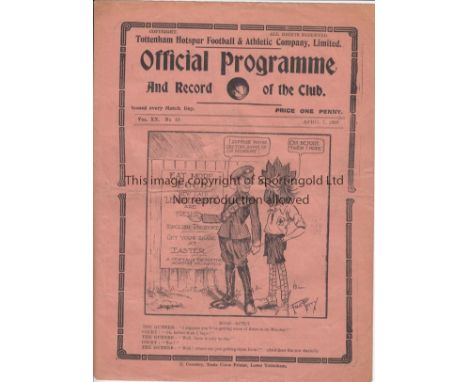 TOTTENHAM HOTSPUR V ARSENAL 1928      Programme for the First Division match at Tottenham 7/4/1928. Slightly creased and penc