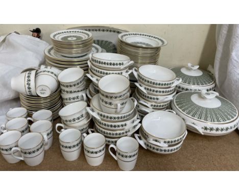 A Spode Provence pattern part tea and dinner service including plates, bowls, cups, saucers, tureens etc