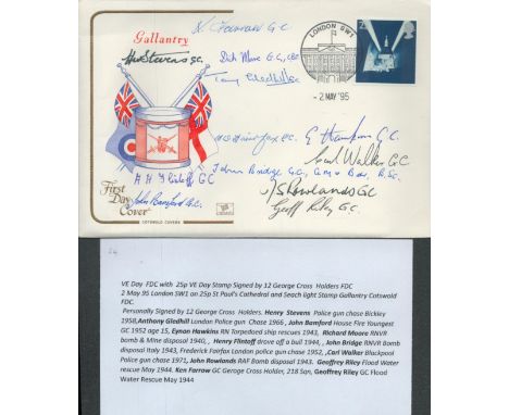 VE Day FDC with 25p VE Day Stamp Signed by 12 George Cross Holders FDC 2 May 95 London SW1 on 25p St Paul's Cathedral and Sea