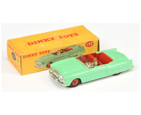 Dinky 132 Packard Convertible - light green body, red interior &amp; ridged hubs with treaded tyres, with driver - Excellent 