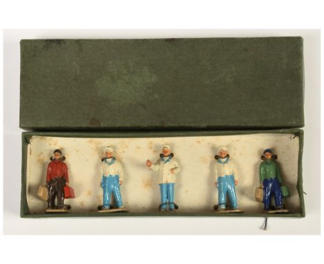 Dinky Toys WARTIME ISSUE Hornby O Gauge Small Lineside Figure Set No.5 Train &amp; Hotel Staff - Excellent to Excellent Plus 