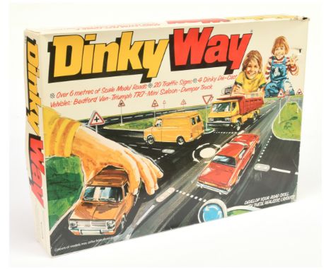 Dinky 237 Dinky Way Roadway Gift Set - RARE EXPORT ISSUE WITH ROADWAY PRINTED FOR RIGHT HAND DRIVING - Set is unused, complet