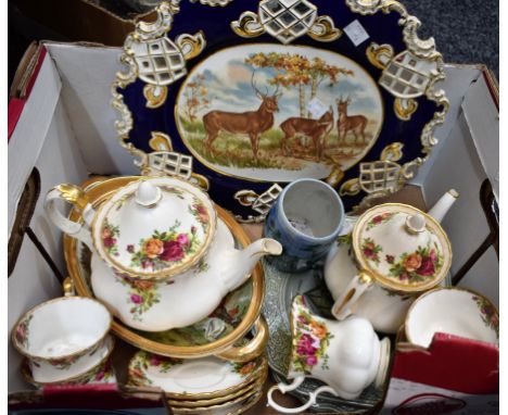 Ceramics - Royal Albert Old Country Roses tableware; a set of four Crown Devon Cries of London cabinet plates; a wall plaque 