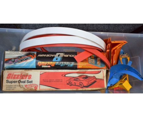 Toys - a retro 1970s Corgi Electro Rockets Double 8 Raceway Racetrack, set No 4203,boxed; a Mattel Hot Wheels Sizzlers racetr