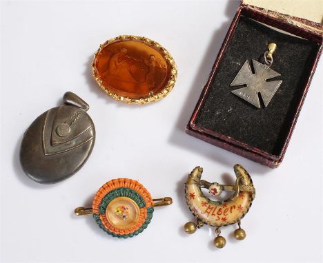 Selection of costume jewellery to include; a silver fob pendant, a 20th Century glass intaglio brooch, a white metal locket p