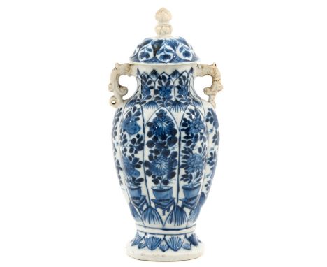Kangxi Period, 24 cm. tall.