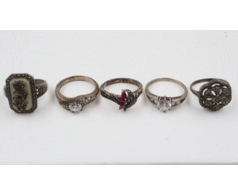 Five stone set silver rings. UK P&amp;P Group 0 (£6+VAT for the first lot and £1+VAT for subsequent lots) 