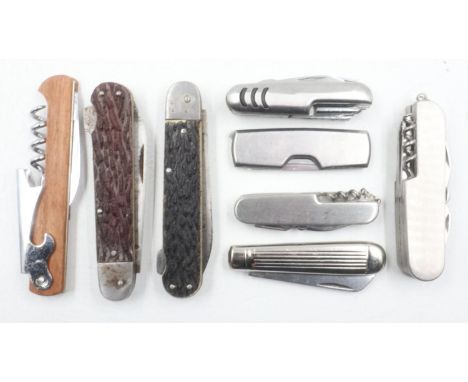 Quantity of assorted penknives. UK P&amp;P Group 1 (£16+VAT for the first lot and £2+VAT for subsequent lots) 