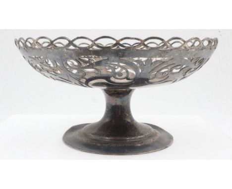 Hallmarked silver piercework footed comport, D: 14 cm, 167g. UK P&amp;P Group 1 (£16+VAT for the first lot and £2+VAT for sub