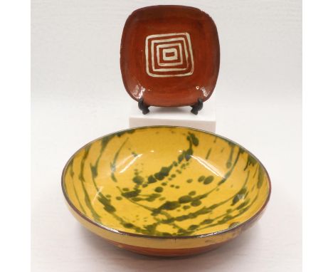 Large slipware bowl and square slipware plate. Bowl, D: 37 cm. UK P&amp;P Group 3 (£30+VAT for the first lot and £8+VAT for s