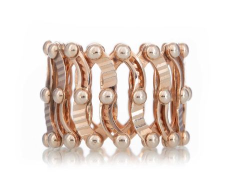 EXPANDING BANGLE/RING can be worn either as a bangle or a ring, in nine carat goldQty: 8.6g