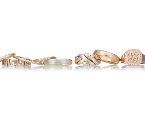 GROUP OF RINGS including wedding bands and a signet ring, some marked for goldQty: 8