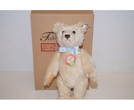 A Steiff teddy bear 1953 replica 