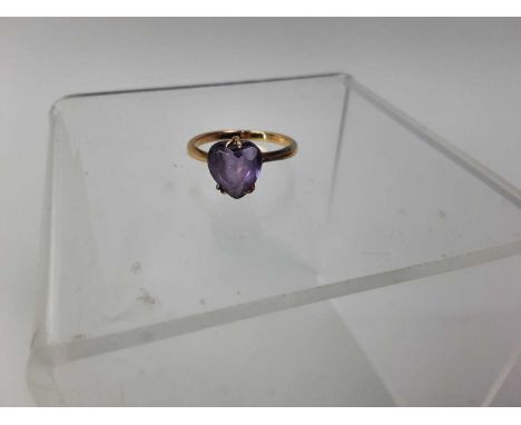 TWO NINE CARAT GOLD BROOCHES, AND OTHER JEWELLERY  including a gem set pendant marked 14K and an unmarked amethyst ringQty: 1