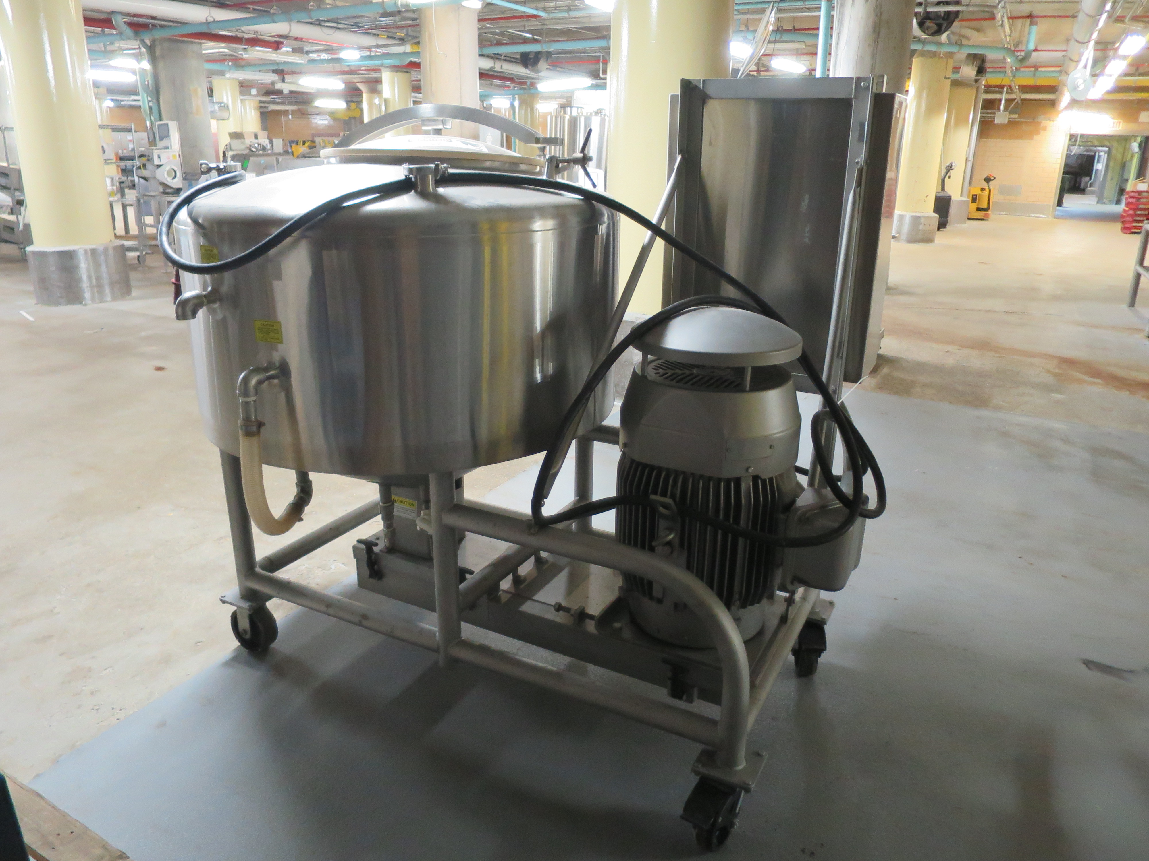 Breddo Likwifier, mobile base with control panel