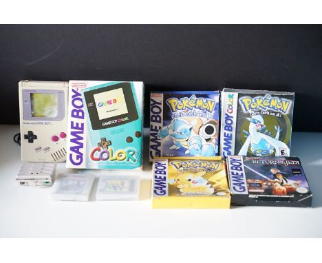 Retro Gaming - Boxed Nintendo Game Boy Color (turquoise) plus 4 x boxed Game Boy games (Pokemon yellow version, Super Star Wa