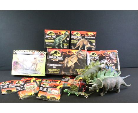 Jurassic Park - Collection of original toys and figures to include 6 x carded Kenner diecast figure sets, 4 x boxed Lindberg 