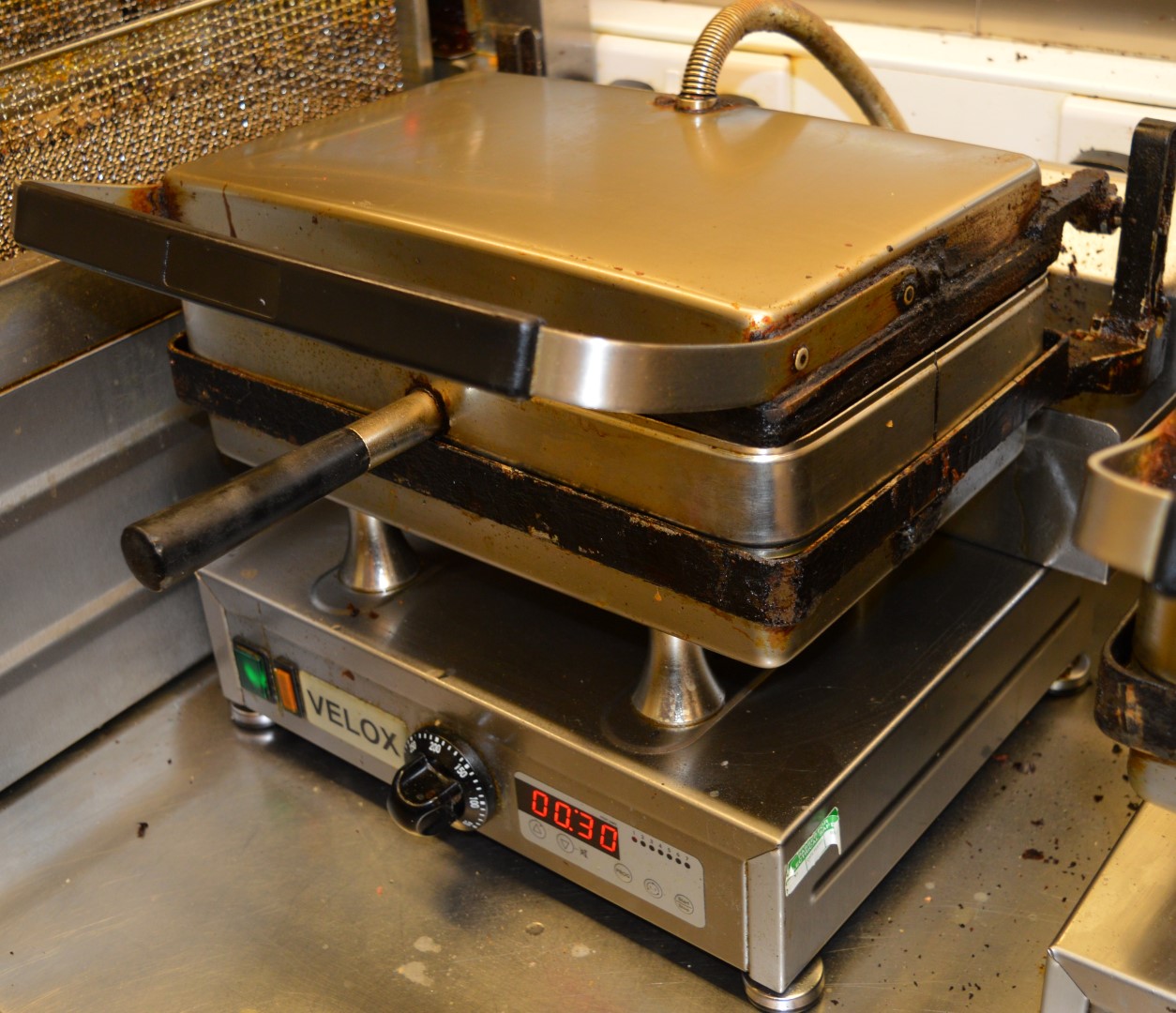 1 x Silesia Velox CG1 Single High Speed Contact Grill - Takes Just 6 ...