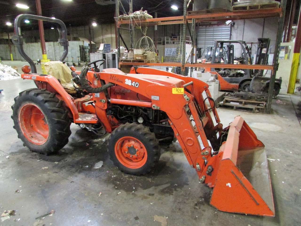 Kubota L2800 Xtra Power HST Diesel Tractor with Ansung Model 2540