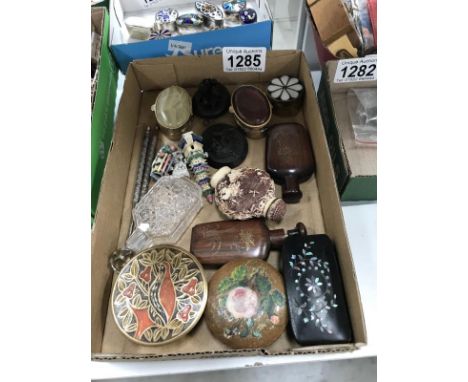 A quantity of scent bottles, pill boxes, lacquered snuff box etc.