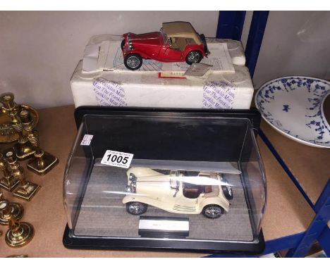 A Franklin Mint 1.24 scale Jaguar SS100 and MGTC