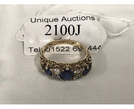 A 9ct gold sapphire ring