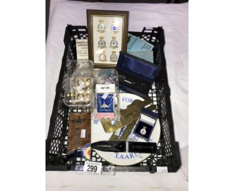 A quantity of RAF related items, badges, pilot's notes, buttons including King and Queen crowns, button back plates, RAF plat