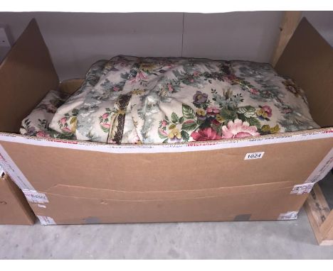 A pair of curtains with swags and tails by Sanderson (Approximate size per curtain - drop 9'6.5" / 291cm x Width 14'7" / 444c