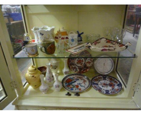 A Collection of Ceramics, Porcelain and Pottery to include three Japanese cabinet plates, an Aynsley urn shaped vase and lid,