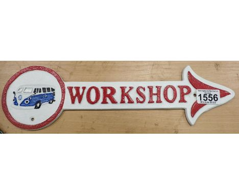 Cast iron VW workshop arrow sign, 40 x 12 cm H. P&amp;P Group 2 (£18+VAT for the first lot and £3+VAT for subsequent lots) 