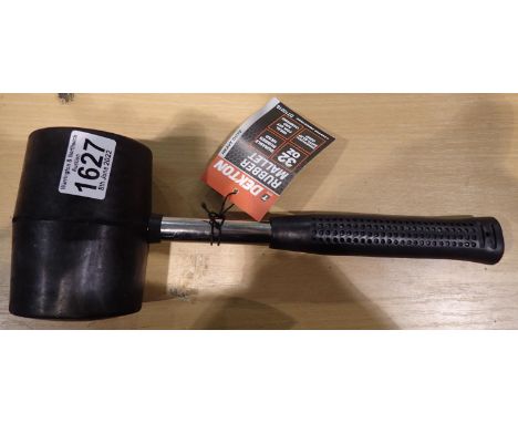 New unused 32oz rubber mallet. P&amp;P Group 1 (£14+VAT for the first lot and £1+VAT for subsequent lots) 