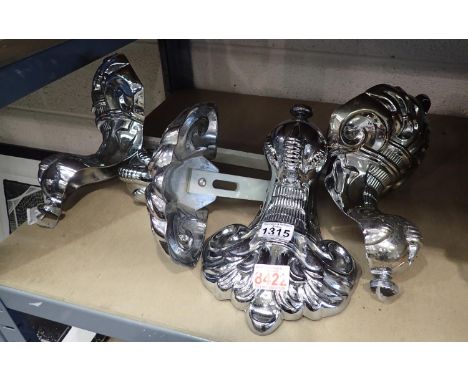 Four chrome bath supports with bracing bars. P&amp;P Group 3 (£25+VAT for the first lot and £5+VAT for subsequent lots) 